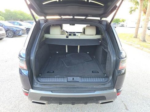 Used 2019 Land Rover Range Rover Sport HSE image 9