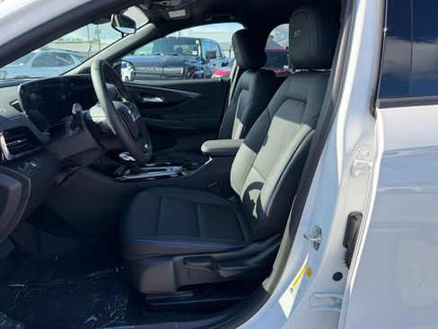 New 2026 Buick Envista Sport Touring FWD image 12