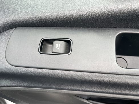 Used 2019 Mercedes-Benz Sprinter 1500 image 10