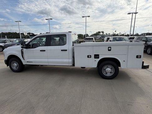 New 2026 Ford F350 XL w/ XL Driver Assist Package RWD image 9