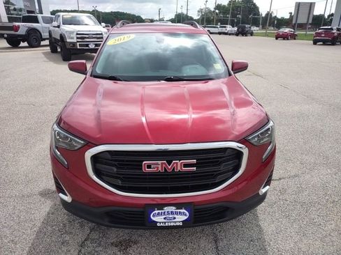 Used 2019 GMC Terrain SLE w/ Driver Convenience Package FWD image 10