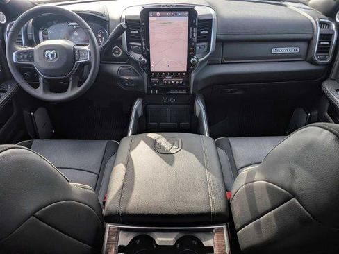 Used 2026 RAM 3500 Laramie AWD/4WD image 19