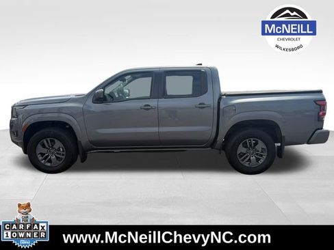 Used 2025 Nissan Frontier SV w/ SV Convenience Package AWD/4WD image 5