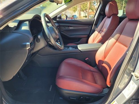Used 2024 MAZDA MAZDA3 s image 12