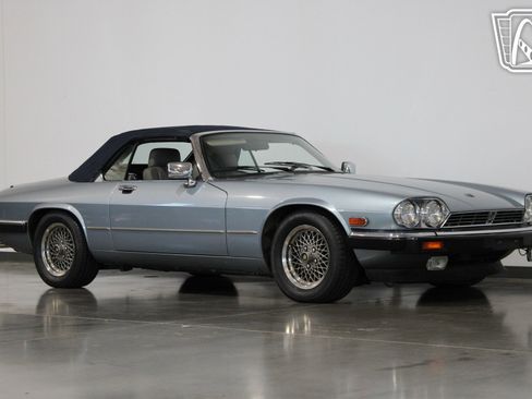 Used 1990 Jaguar XJS V12 Convertible image 40