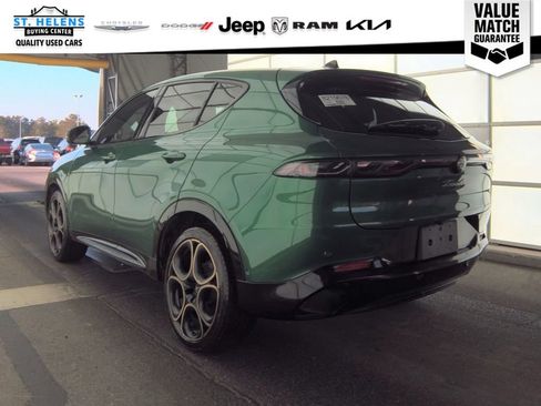 Used 2025 Alfa Romeo Tonale AWD/4WD image 8