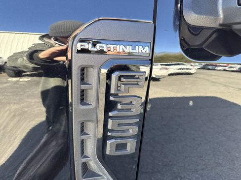 Used 2025 Ford F350 Platinum image 12