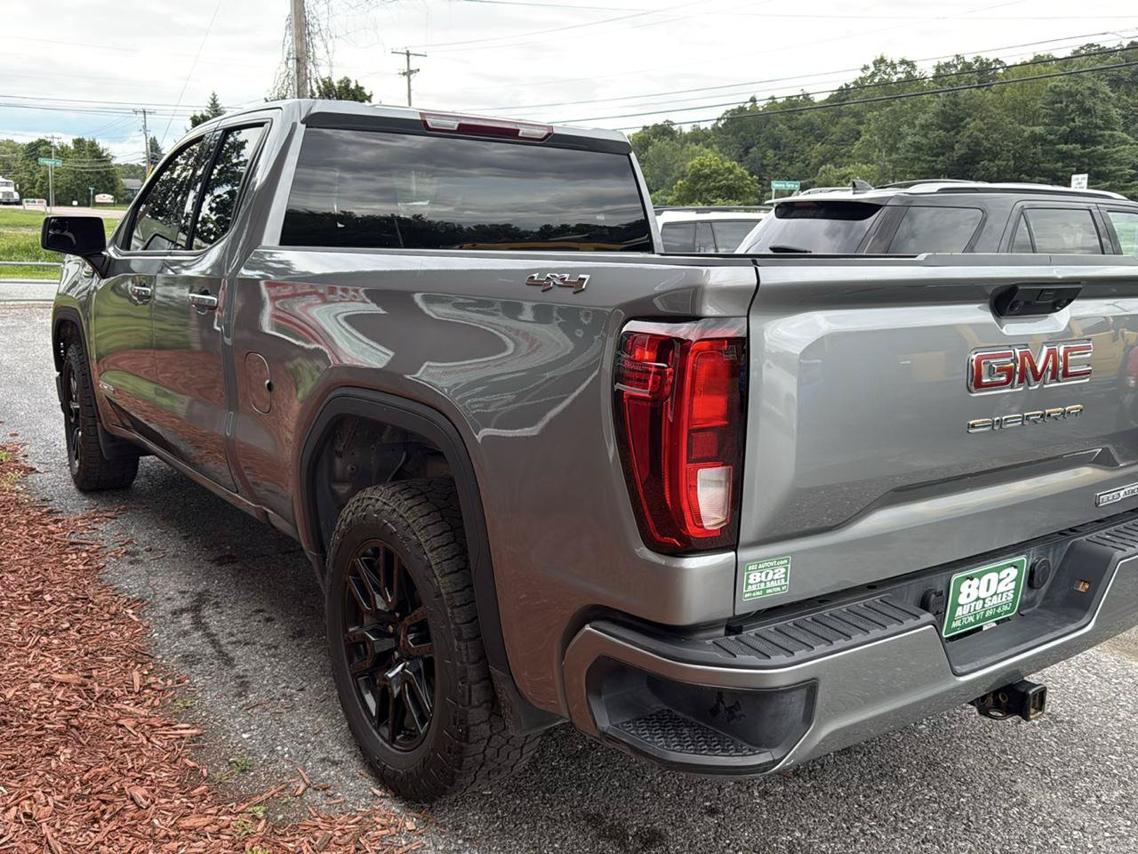 Used 2025 GMC Sierra 1500 Elevation AWD/4WD image 7
