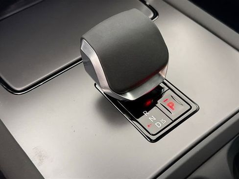 New 2026 Land Rover Discovery Sport Landmark AWD/4WD image 19