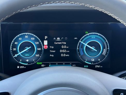 Certified 2025 Hyundai Elantra SEL FWD image 27