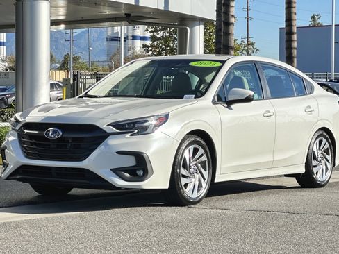 Used 2025 Subaru Legacy Limited image 9