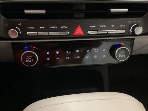 Used 2026 Hyundai Palisade Calligraphy AWD/4WD image 18