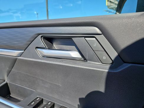 New 2026 GMC Acadia Elevation image 13