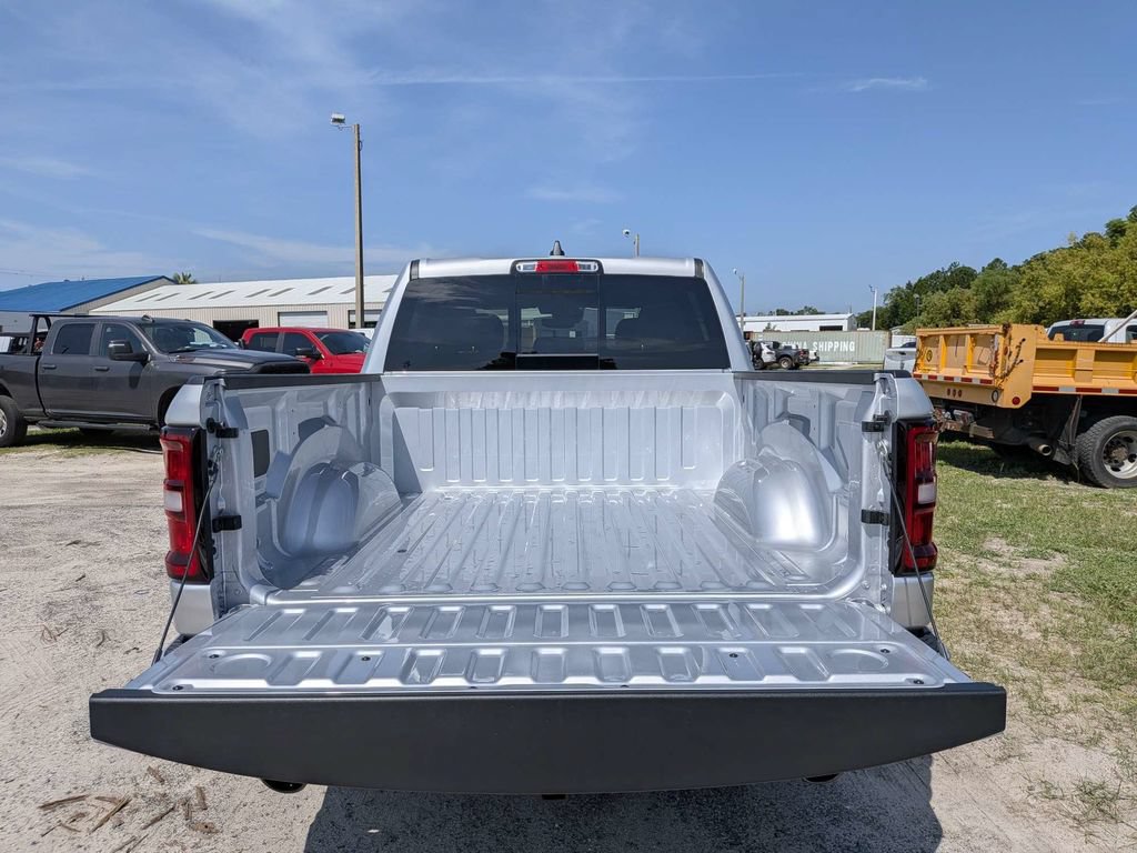 New 2026 RAM 1500 Big Horn AWD/4WD image 13