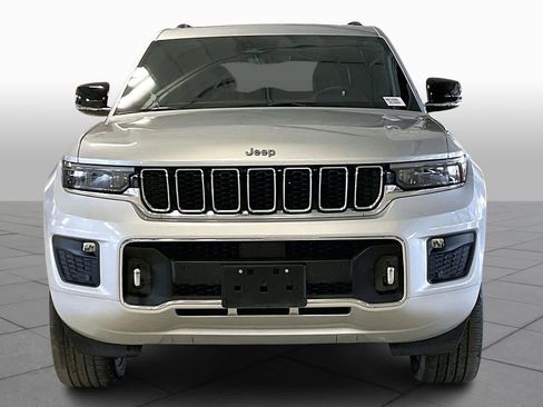 Used 2022 Jeep Grand Cherokee Overland image 4
