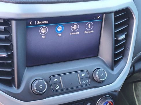 Used 2021 GMC Acadia SLE w/ Driver Convenience Package image 19