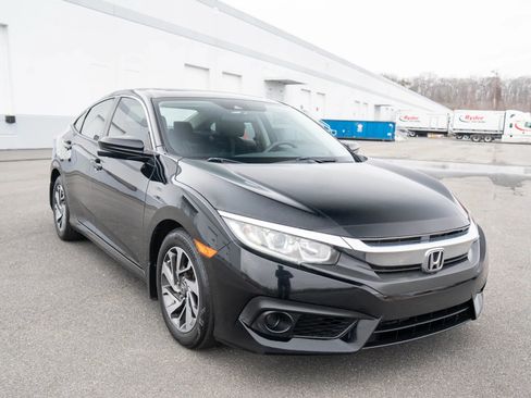 Used 2016 Honda Civic EX image 8