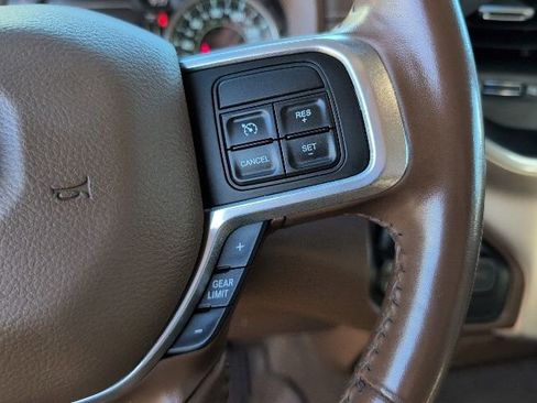 Used 2020 RAM 3500 Laramie AWD/4WD image 18