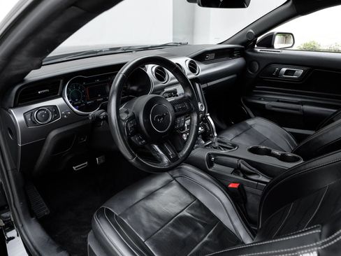 Used 2020 Ford Mustang GT Premium w/ Equipment Group 401A RWD image 16