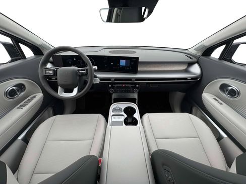 New 2026 Hyundai Ioniq 9 Limited AWD/4WD image 13