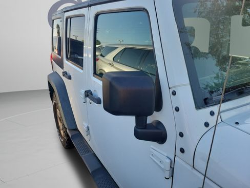 Used 2017 Jeep Wrangler Unlimited Sport w/ Quick Order Package 24S AWD/4WD image 8