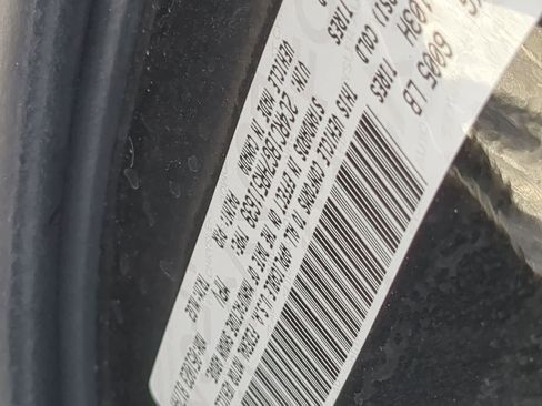 Used 2017 Chrysler Pacifica Touring-L w/ Tire & Wheel Group FWD image 34