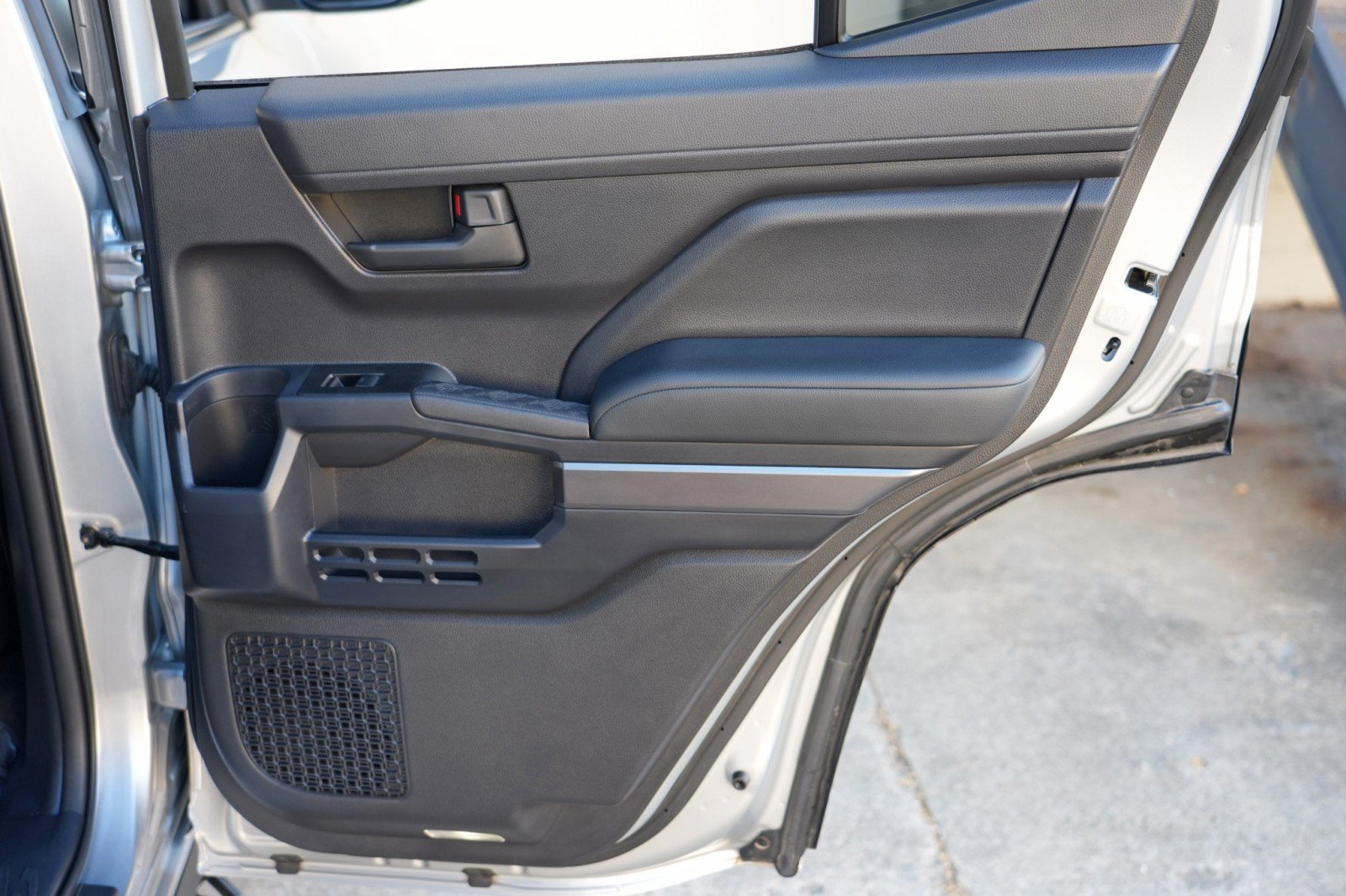 Used 2025 Toyota 4Runner SR5 RWD image 44