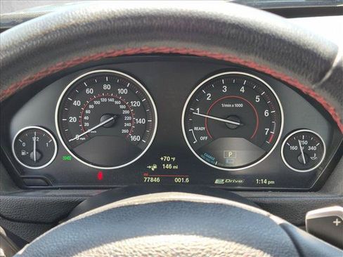 Used 2018 BMW 330e RWD image 10