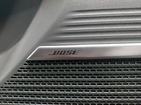 Used 2025 Hyundai Santa Fe Limited image 31