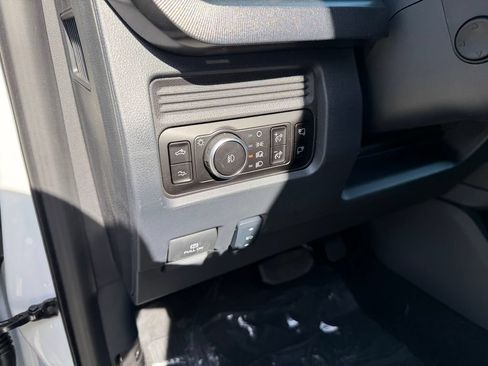 New 2026 Ford F250 Platinum AWD/4WD image 29