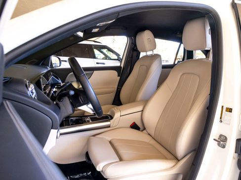 Used 2025 Mercedes-Benz GLA 250 image 15