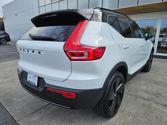Certified 2026 Volvo EX40 Ultra AWD/4WD image 5