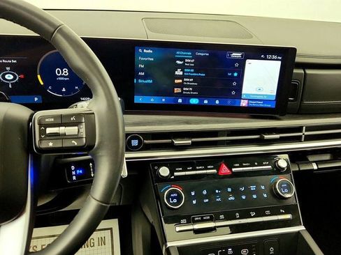 Used 2024 Hyundai Santa Fe Limited AWD/4WD image 18