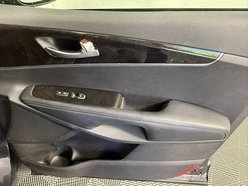 Used 2018 Kia Sorento FWD image 41