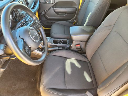 Used 2021 Jeep Wrangler Unlimited Sport image 13