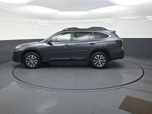 Used 2024 Subaru Outback Premium AWD/4WD image 6