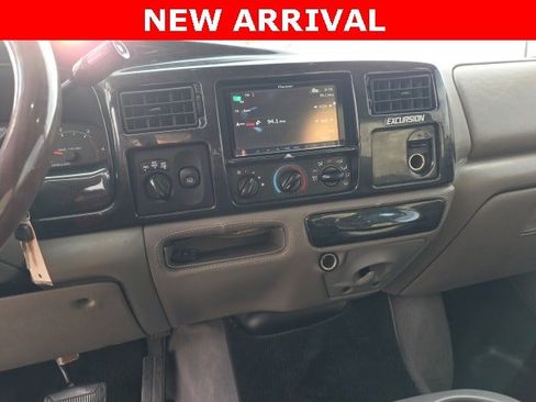 Used 2000 Ford Excursion XLT image 5