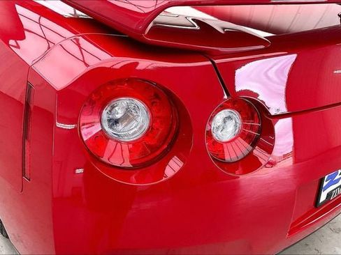 Used 2010 Nissan GT-R Premium AWD/4WD image 26