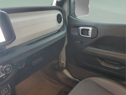 Certified 2024 Jeep Wrangler Sahara image 23