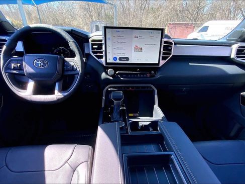 Used 2026 Toyota Tundra Limited image 16