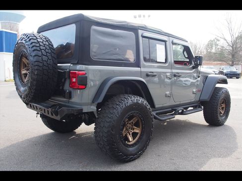 Used 2018 Jeep Wrangler Unlimited Rubicon image 5