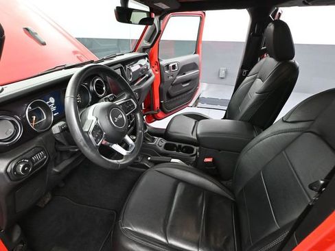 Used 2021 Jeep Wrangler Unlimited Sahara image 23