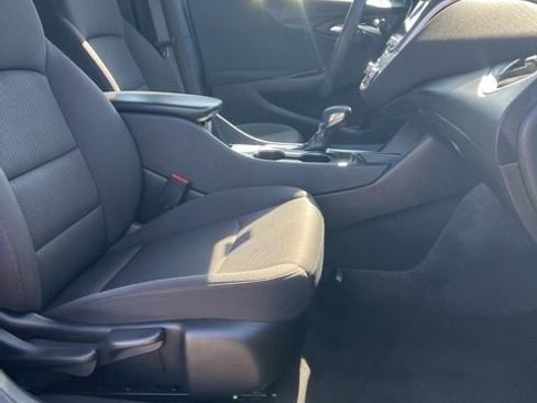 Used 2024 Chevrolet Malibu LT image 30