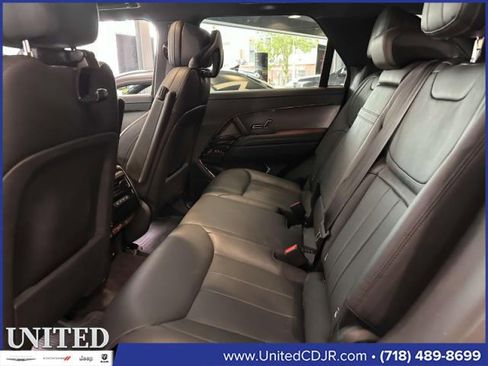 Used 2023 Land Rover Range Rover Sport SE Dynamic image 15