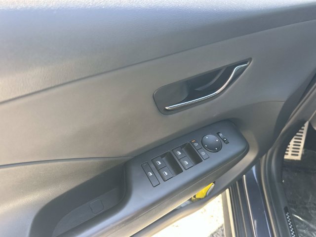 Used 2024 Hyundai Kona N Line FWD image 17