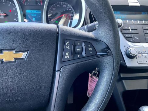 Used 2014 Chevrolet Equinox LS image 17