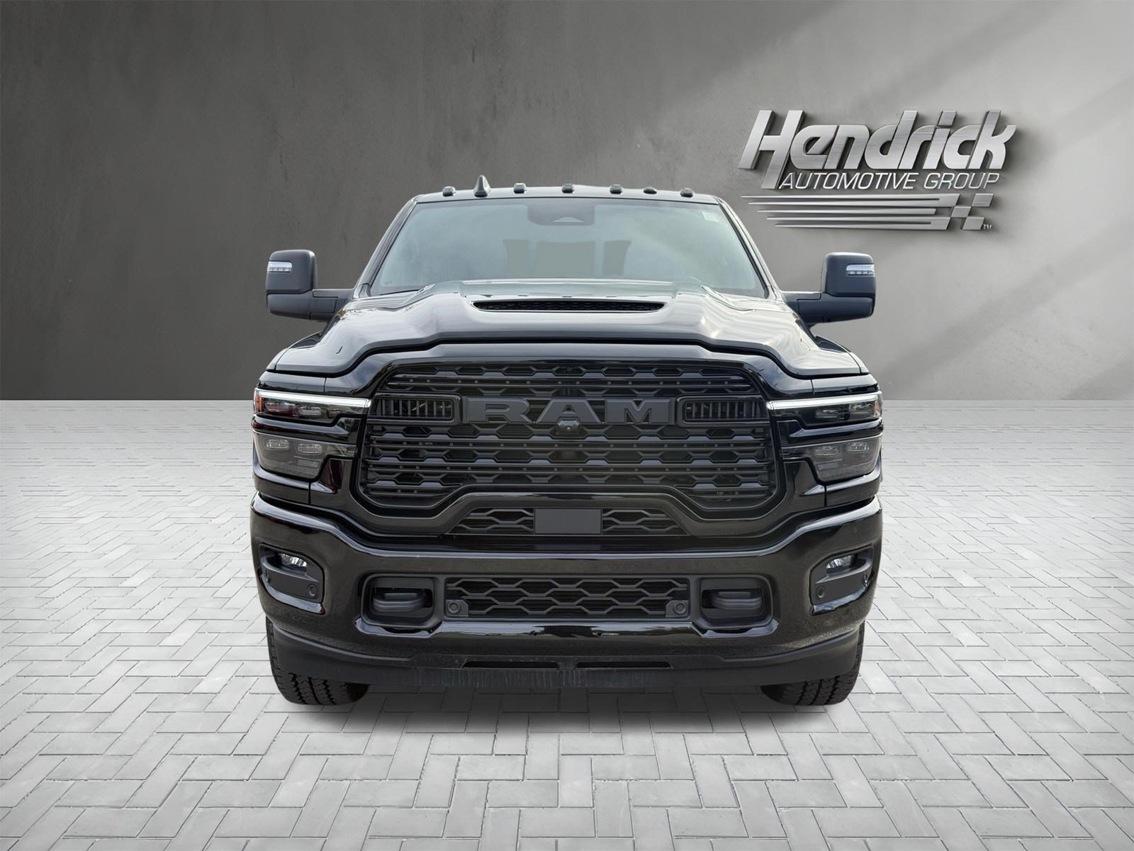Used 2026 RAM 2500 Limited AWD/4WD image 3