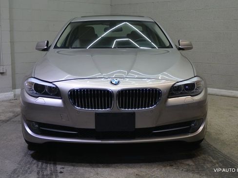 Used 2011 BMW 528i Sedan image 35