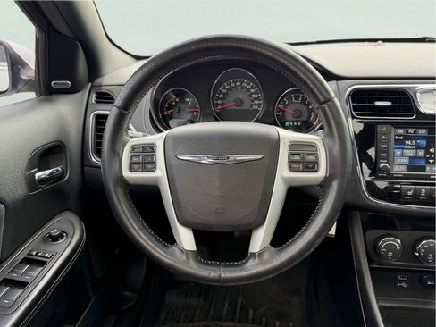 Used 2014 Chrysler 200 Limited w/ Sun/Sound Group FWD image 20