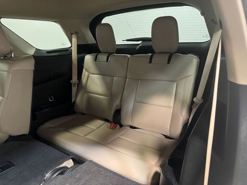 Used 2023 Ford Explorer XLT w/ Equipment Group 202A image 49